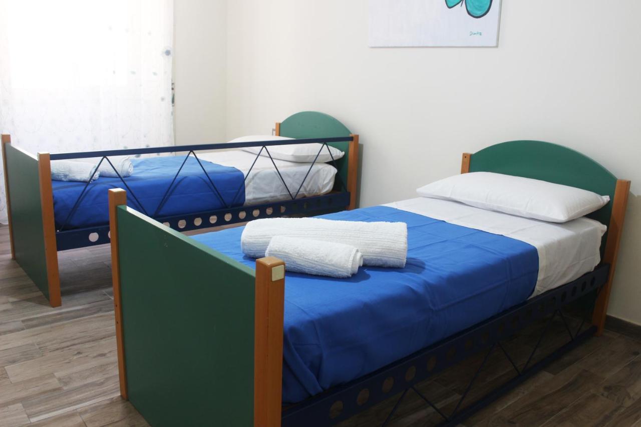 Casa Colapesce Apartment เมสซีนา ภายนอก รูปภาพ